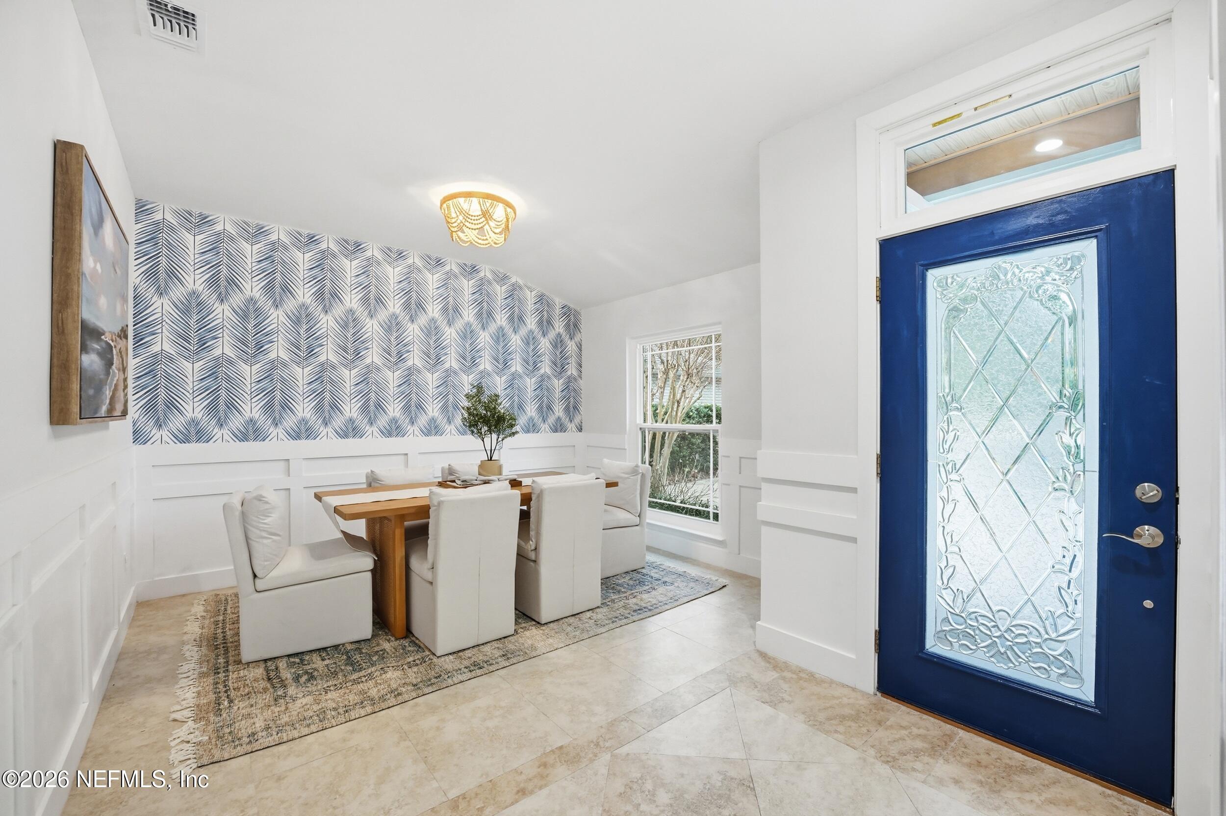 1673 LINKSIDE Court N