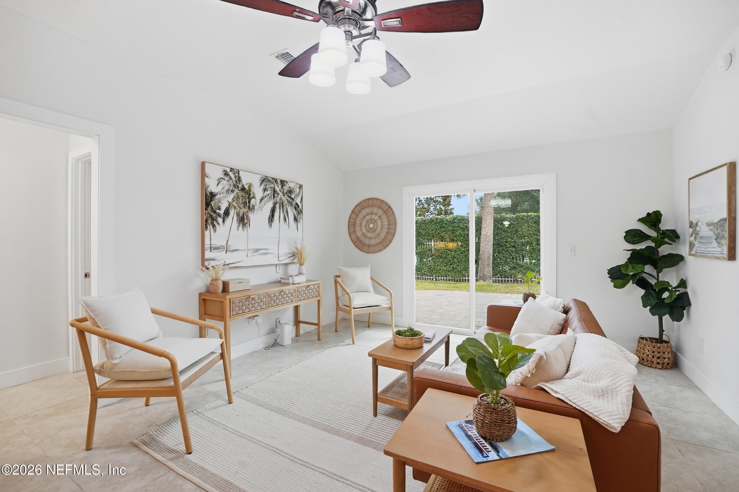 1673 LINKSIDE Court N