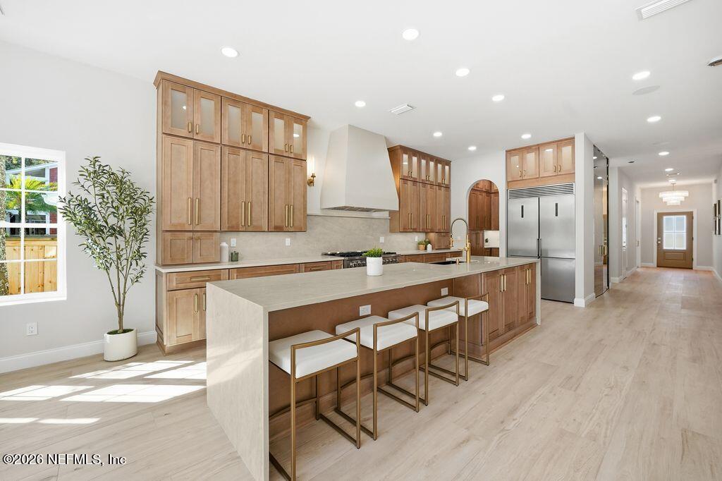 354 11TH Street
