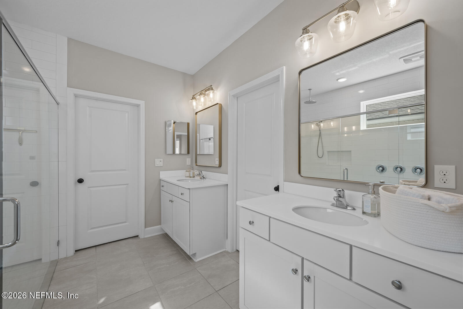 9915 REVOLUTION Court