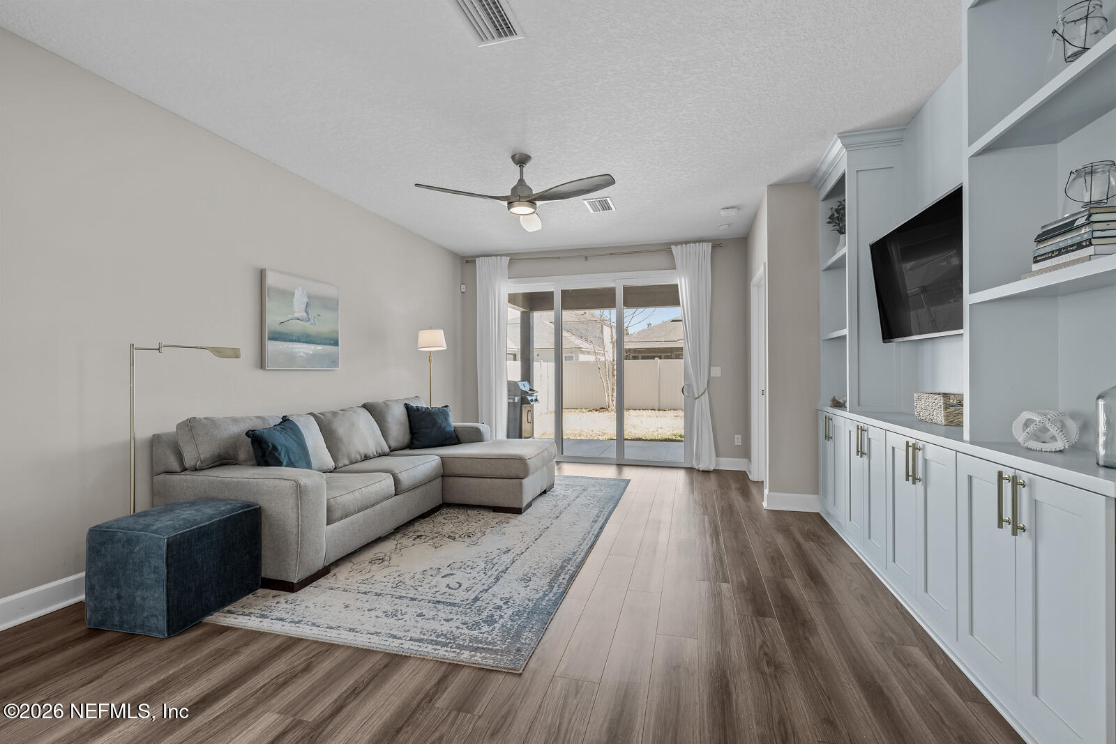 9915 REVOLUTION Court