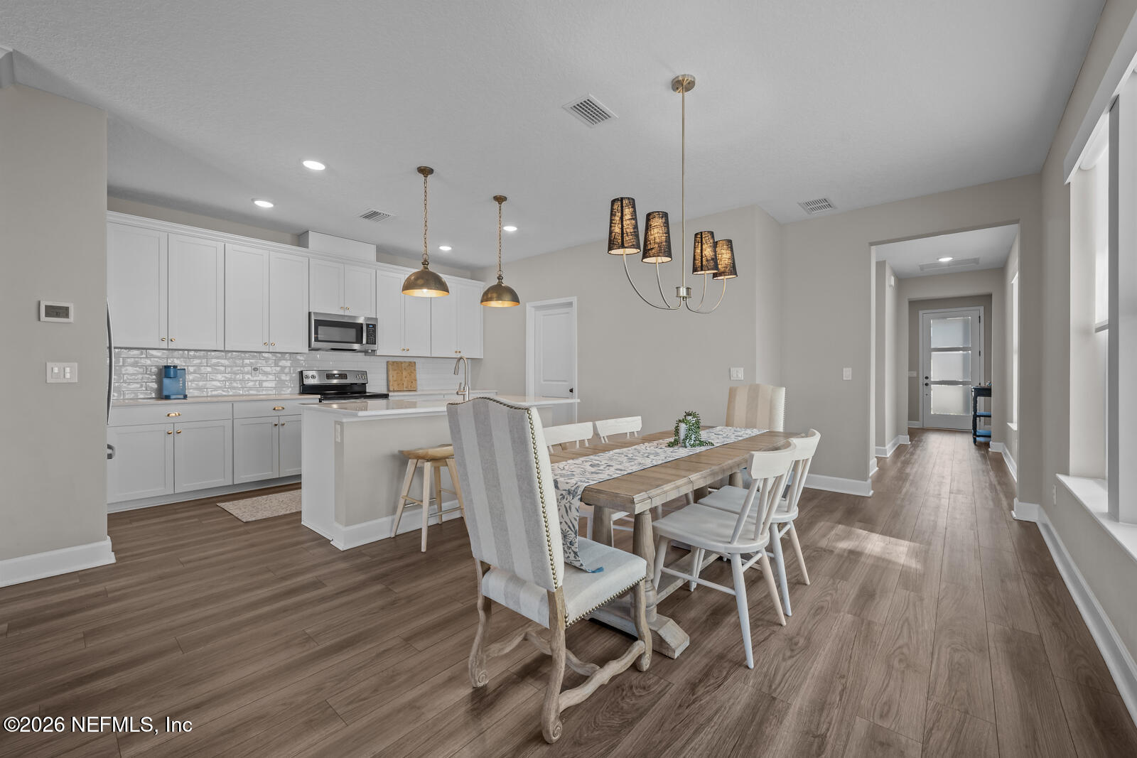 9915 REVOLUTION Court