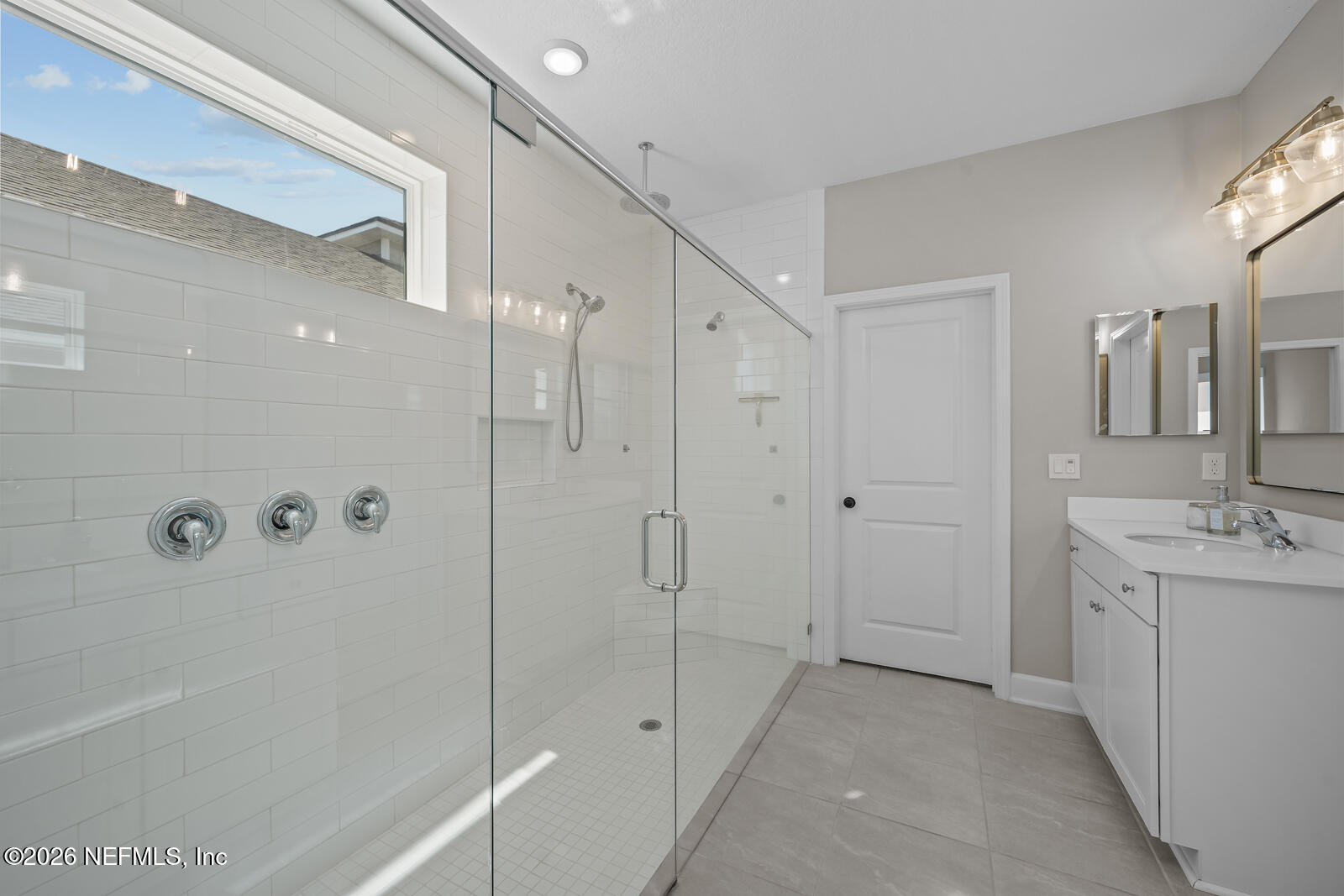 9915 REVOLUTION Court