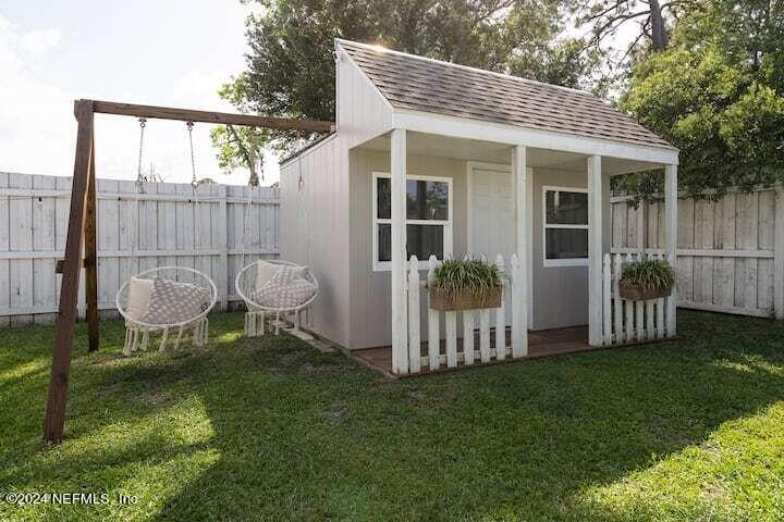 260 LEATHERLEAF Drive