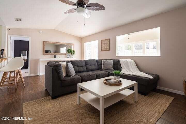 260 LEATHERLEAF Drive