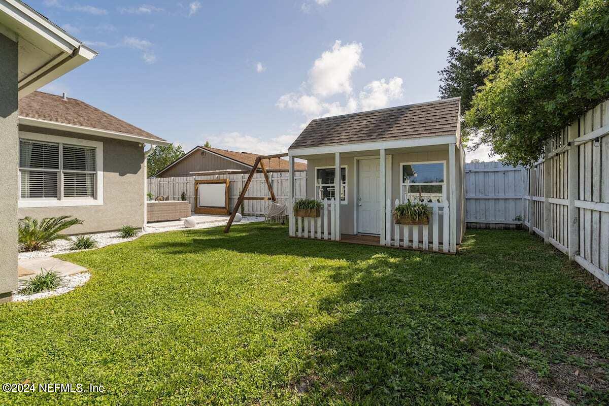 260 LEATHERLEAF Drive