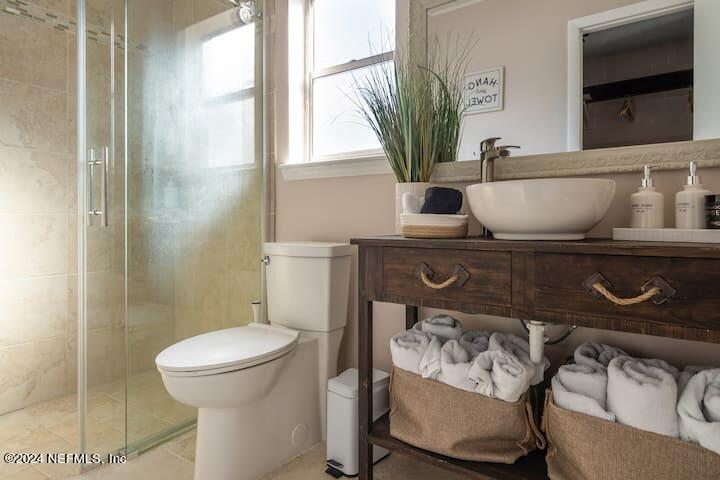 260 LEATHERLEAF Drive