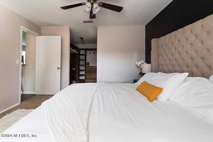 260 LEATHERLEAF Drive