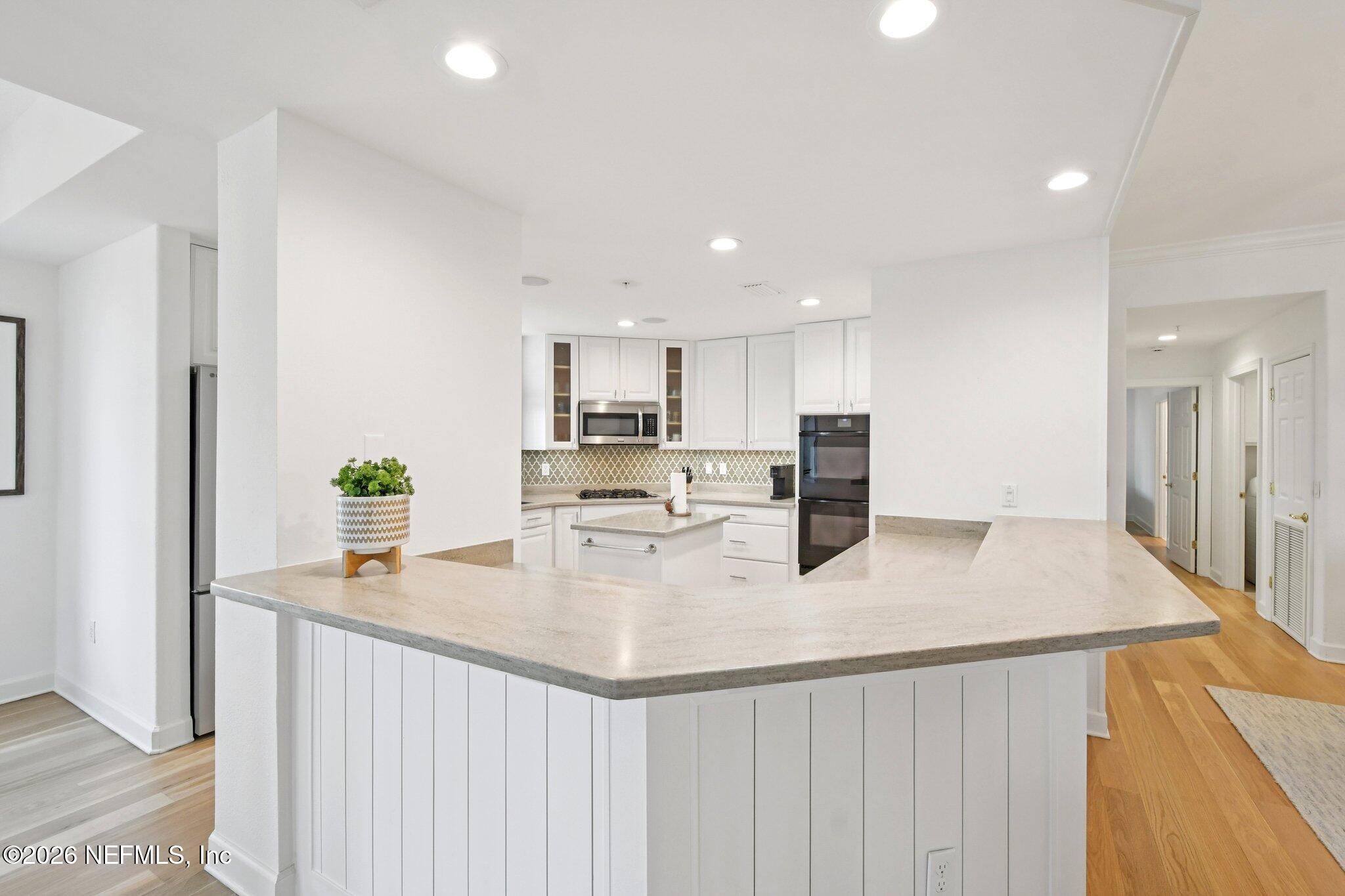 201 S OCEAN GRANDE Drive 106