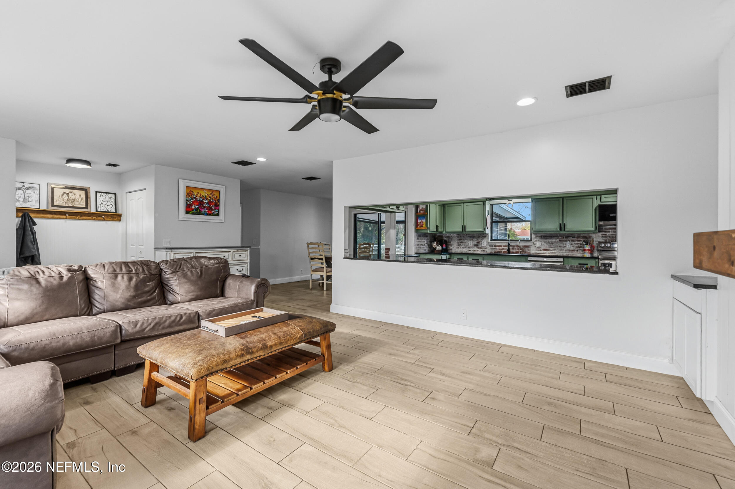 2961 BEAVER Avenue