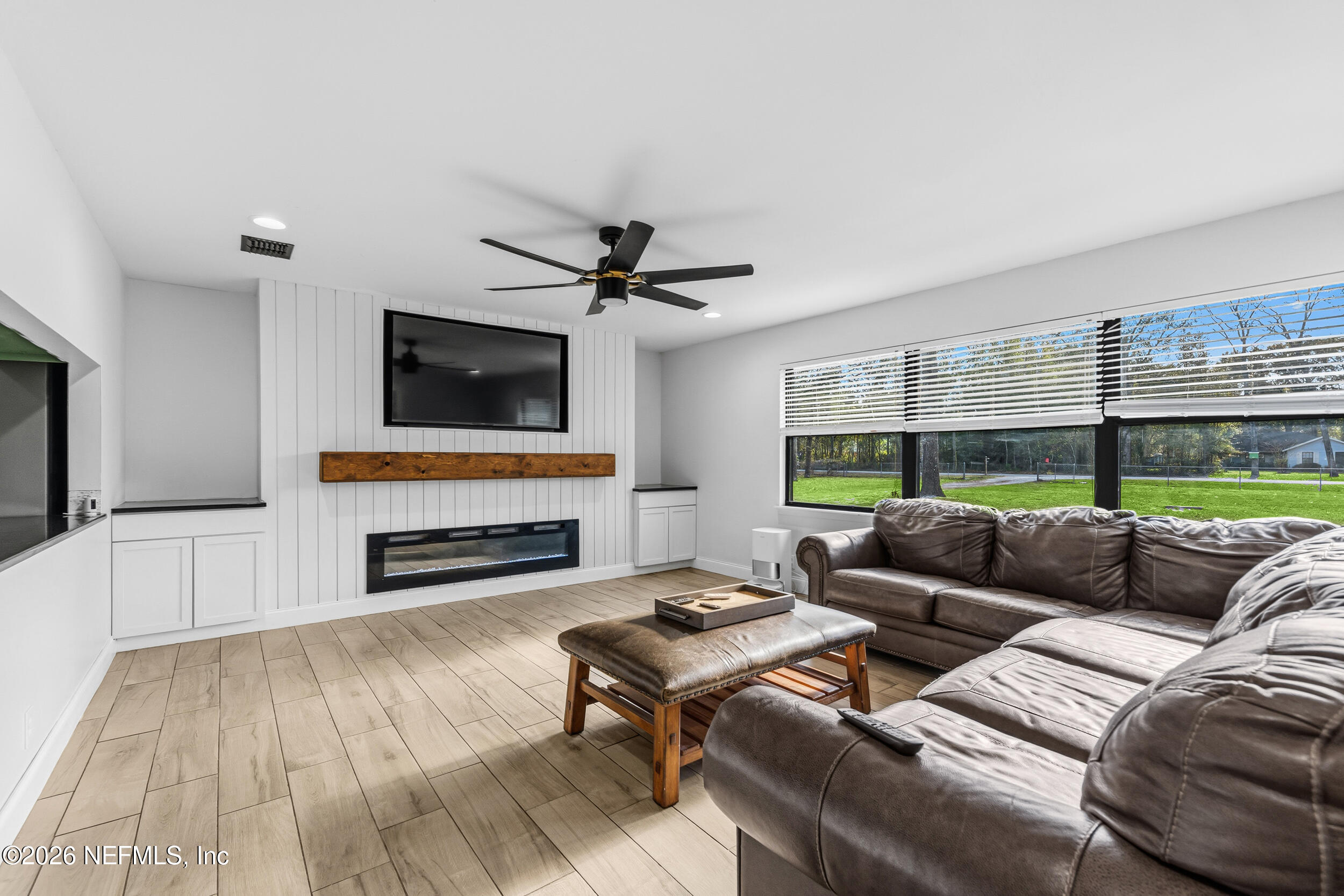 2961 BEAVER Avenue