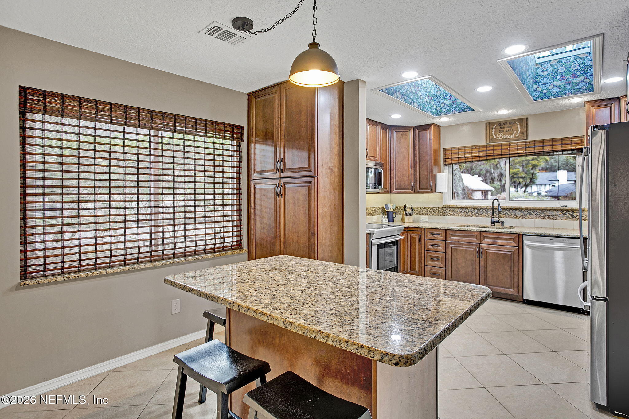 11702 S WHITE BLUFF Drive S