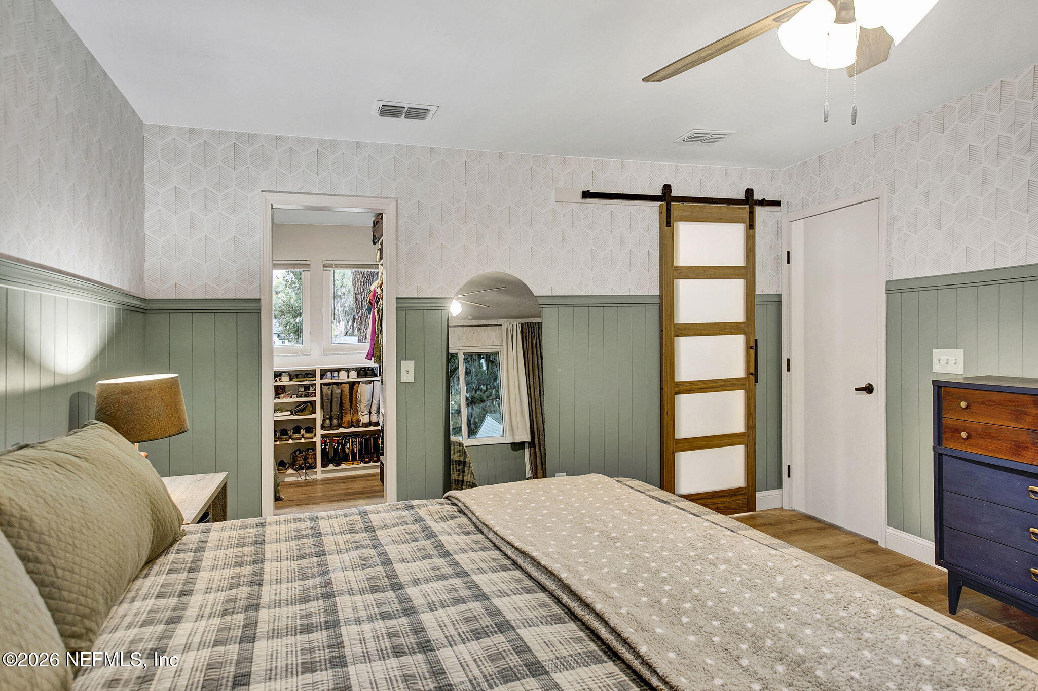 11702 S WHITE BLUFF Drive S