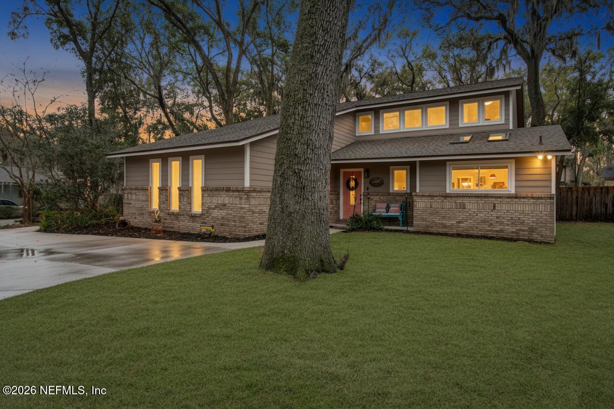 11702 S WHITE BLUFF Drive S