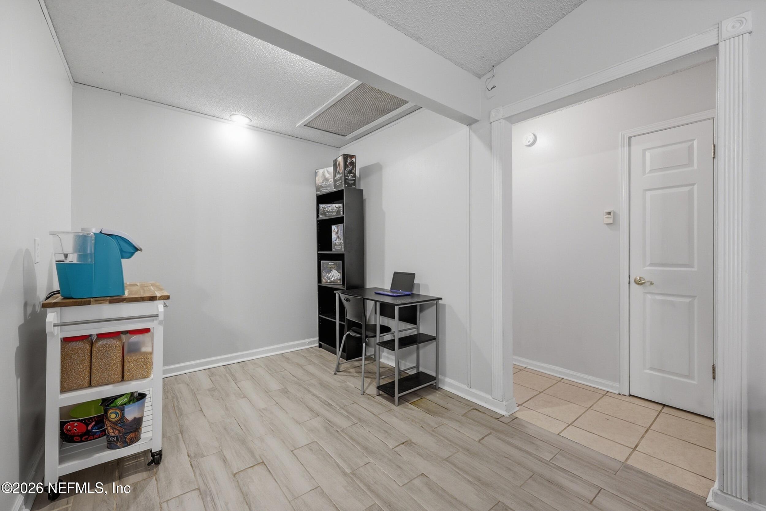 5309 N MORGAN HORSE Drive N