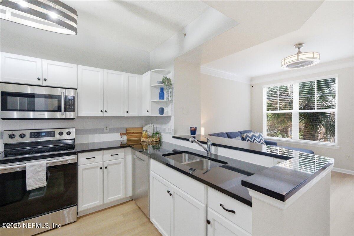 10435 MIDTOWN Parkway 350