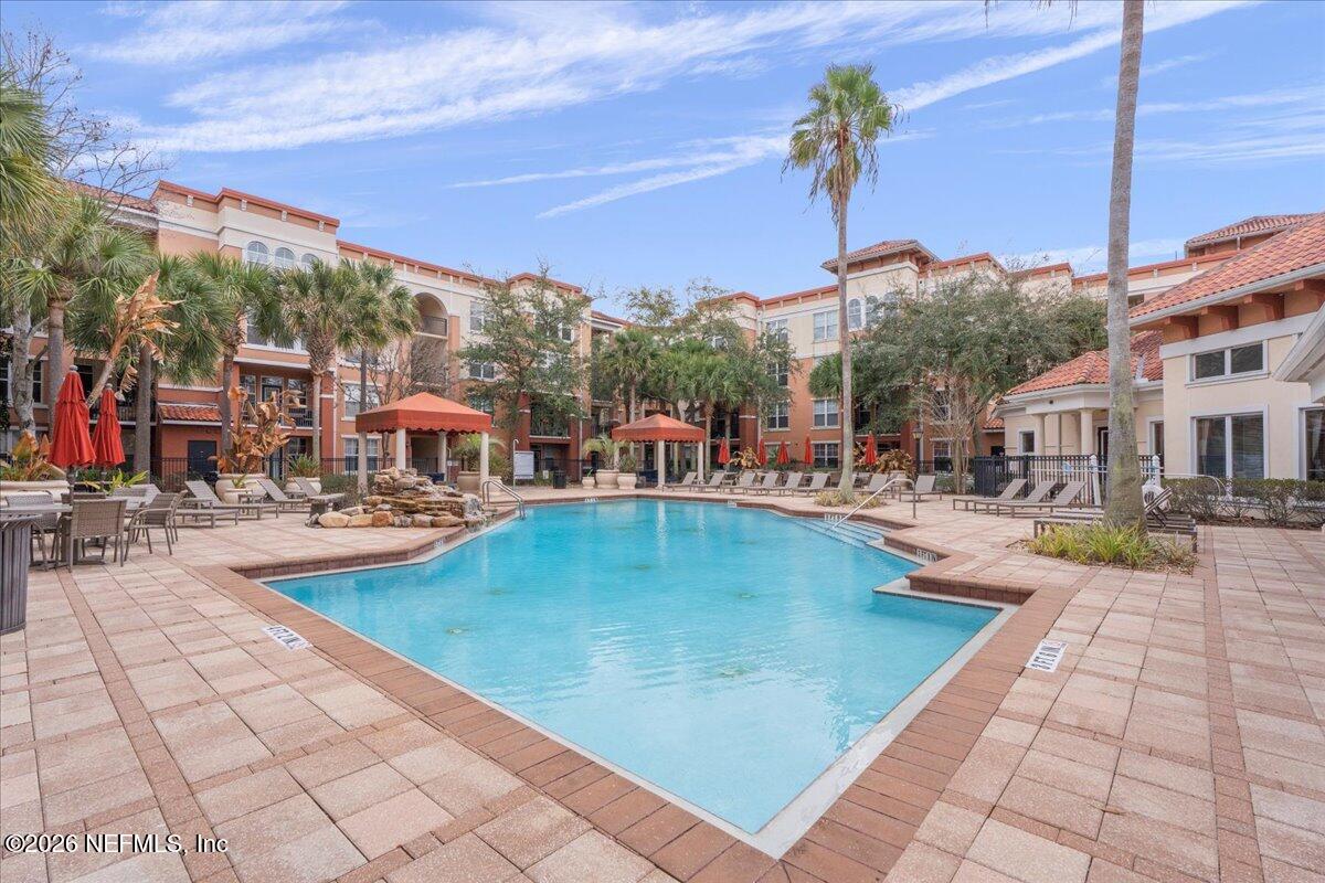 10435 MIDTOWN Parkway 350