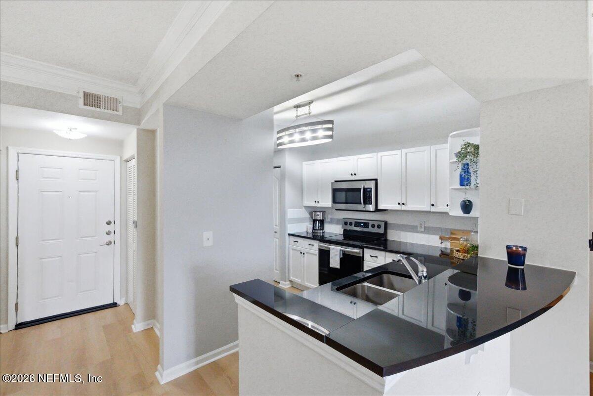 10435 MIDTOWN Parkway 350