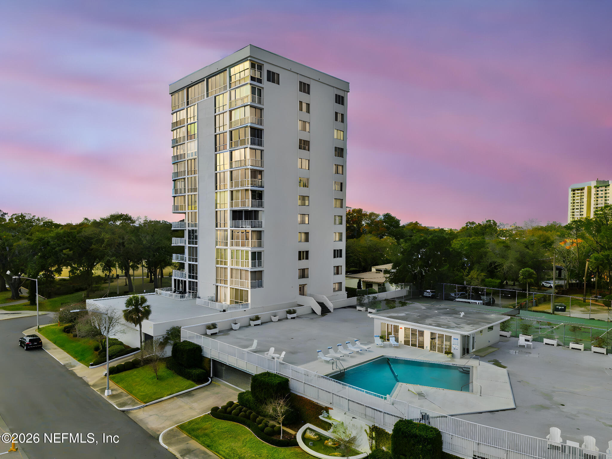 1596 LANCASTER Terrace 3B