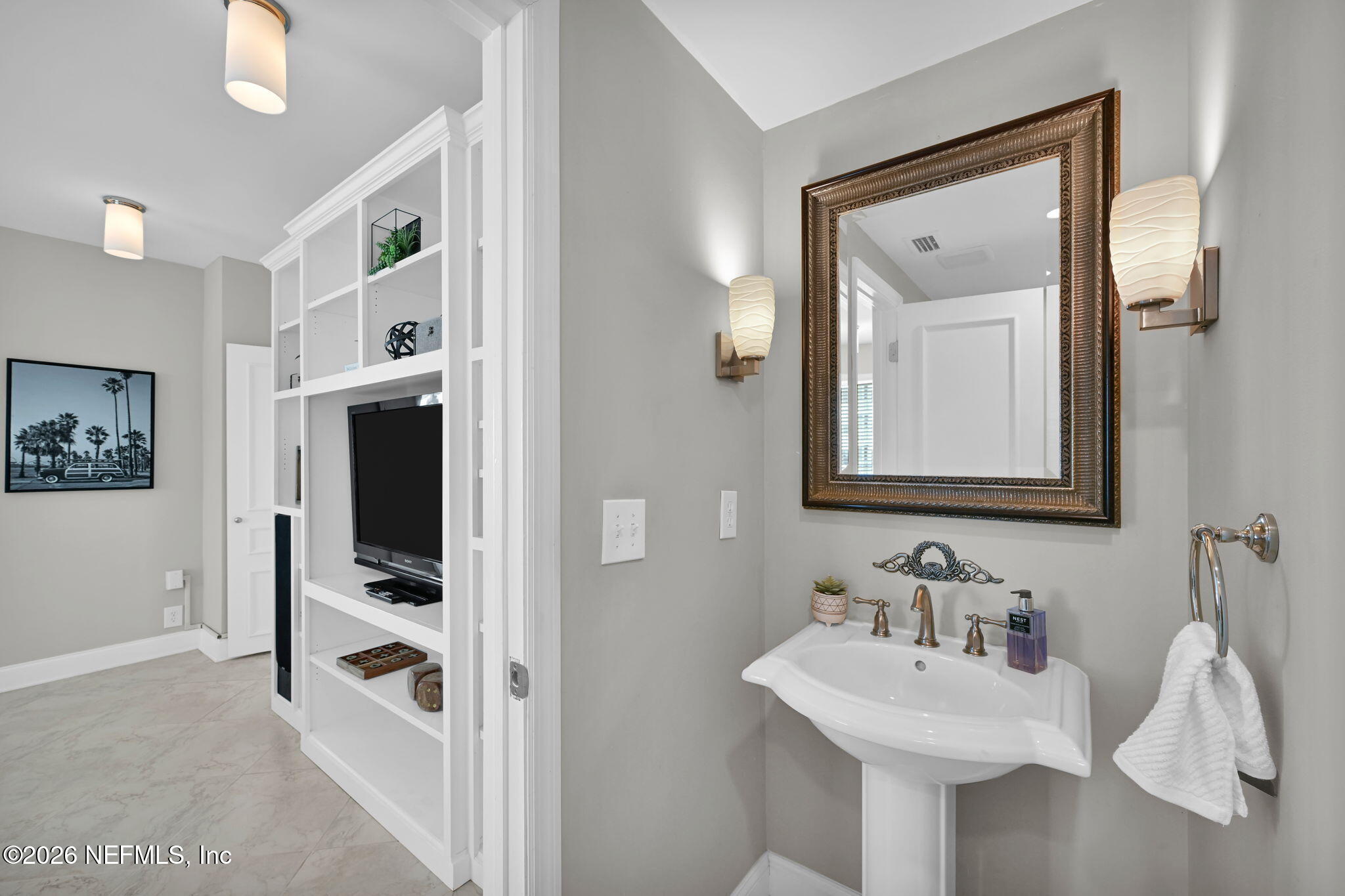 1596 LANCASTER Terrace 3B