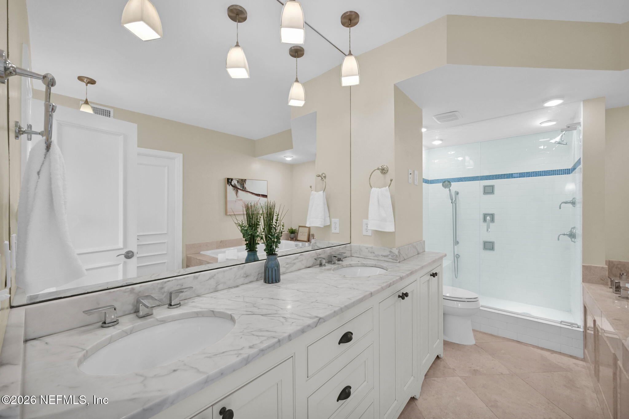 1596 LANCASTER Terrace 3B