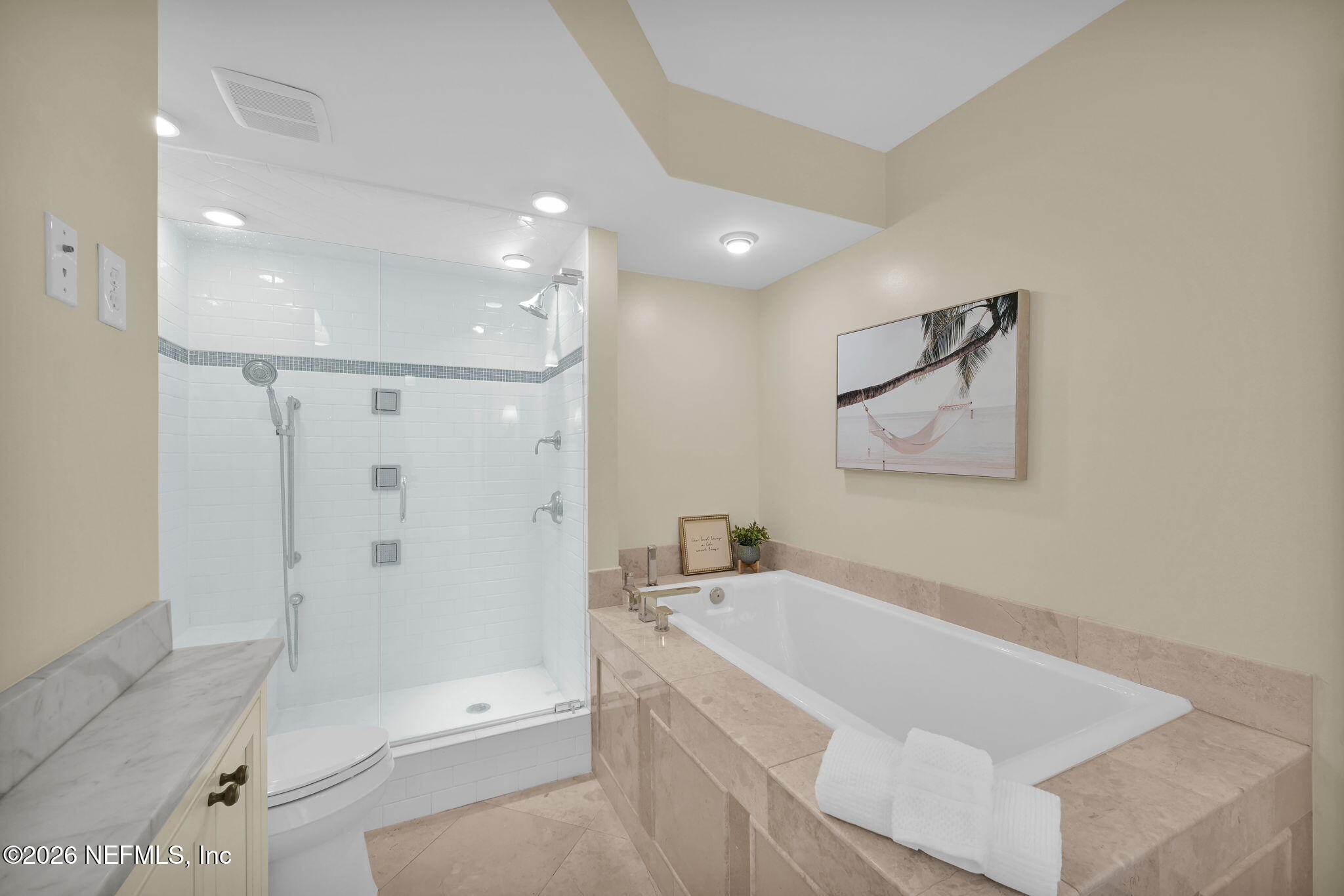 1596 LANCASTER Terrace 3B