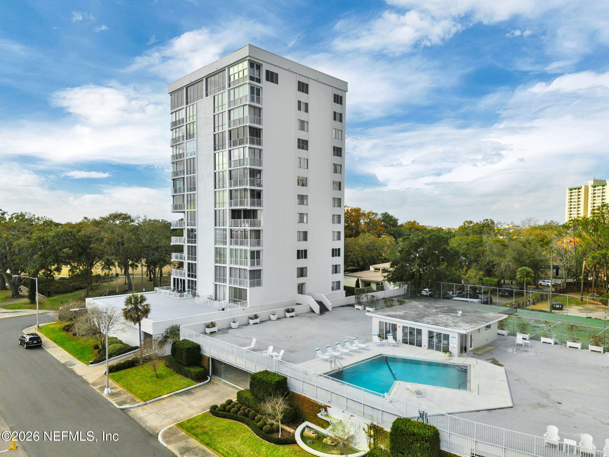 1596 LANCASTER Terrace 3B