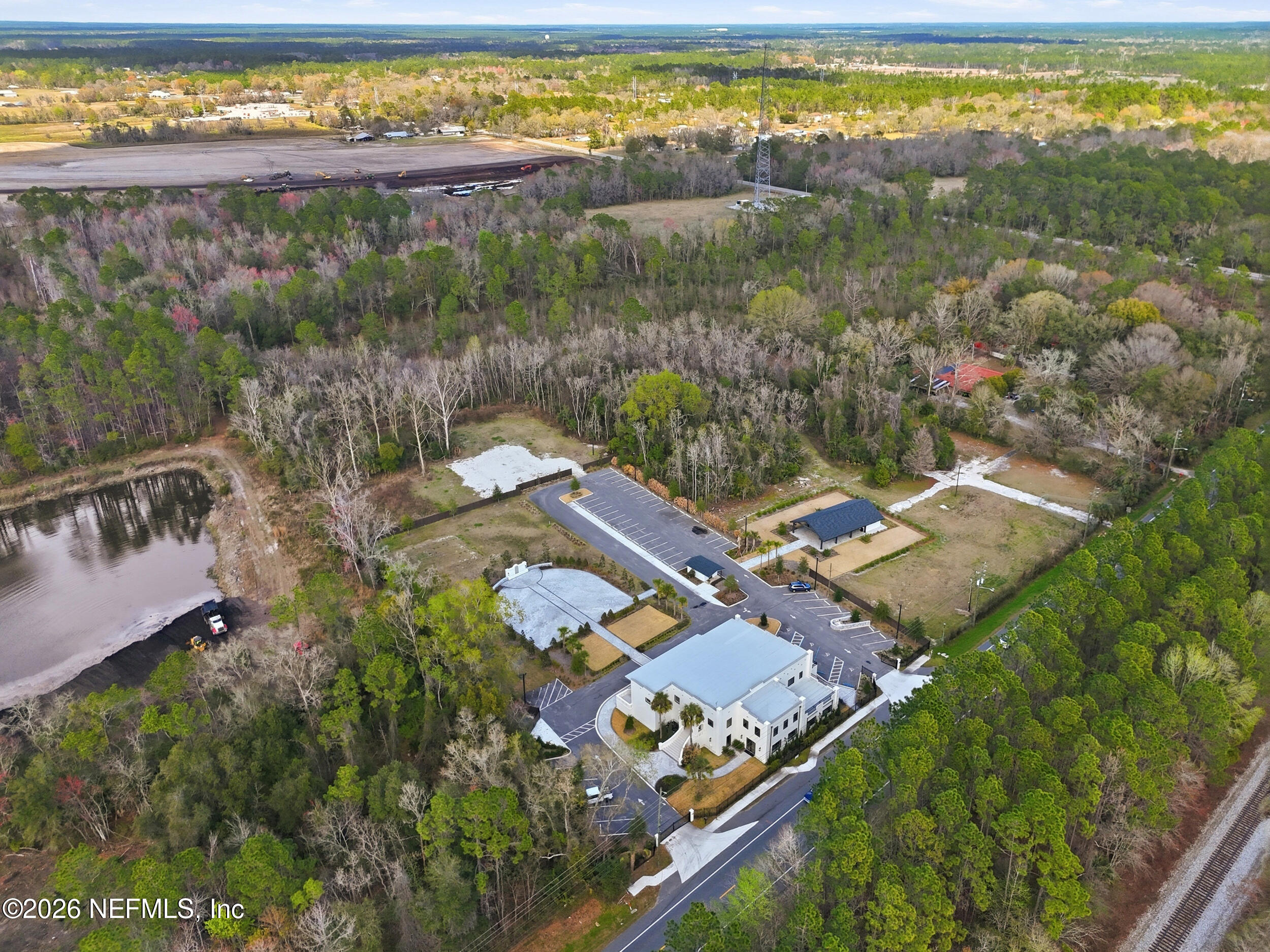 13535 W BEAVER Street