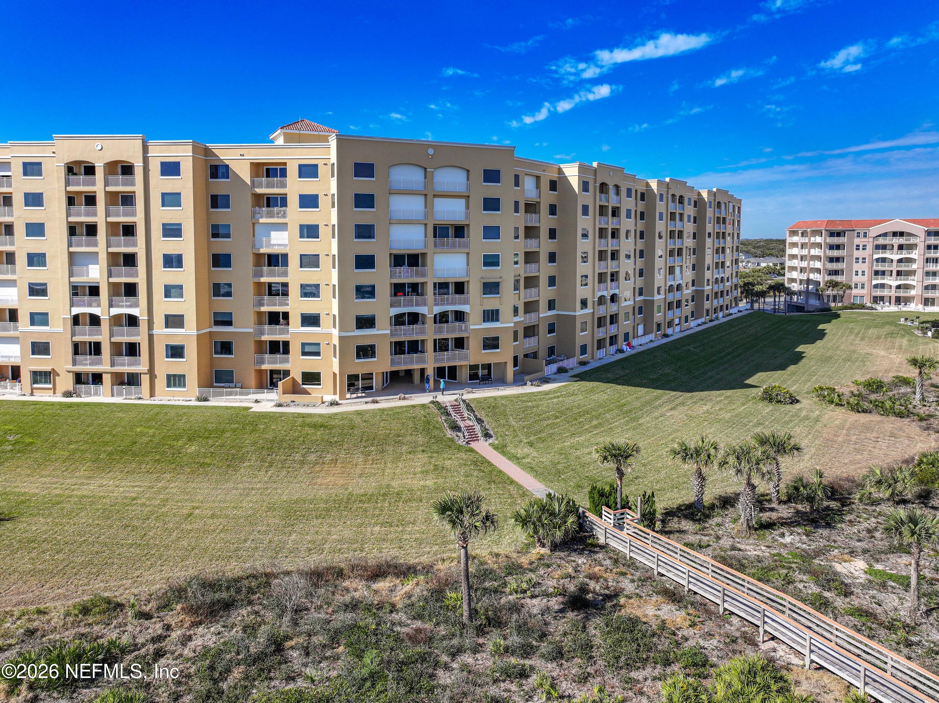 80 SURFVIEW Drive 611