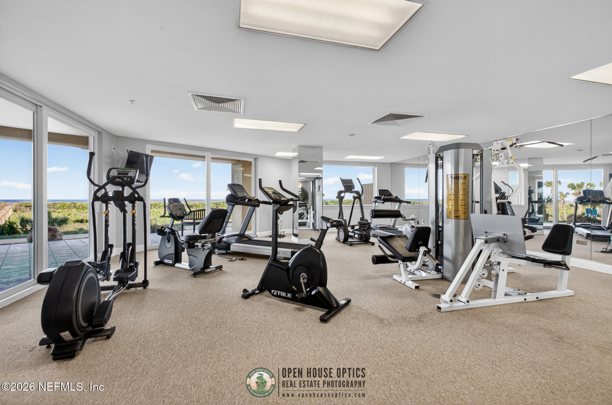 80 SURFVIEW Drive 611