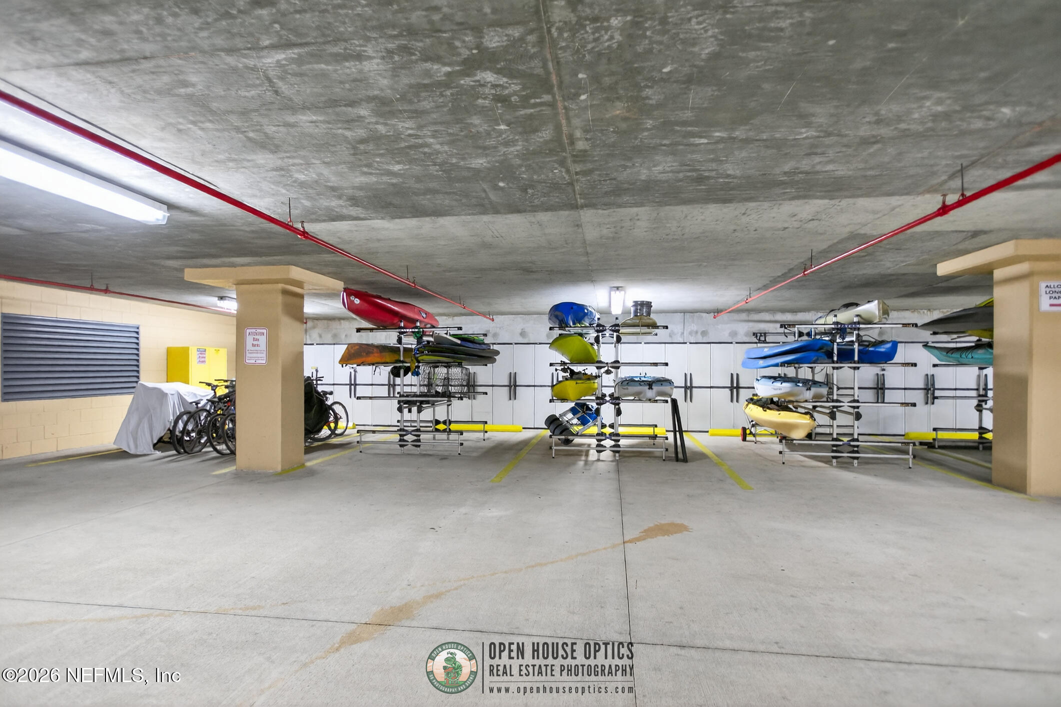 80 SURFVIEW Drive 611