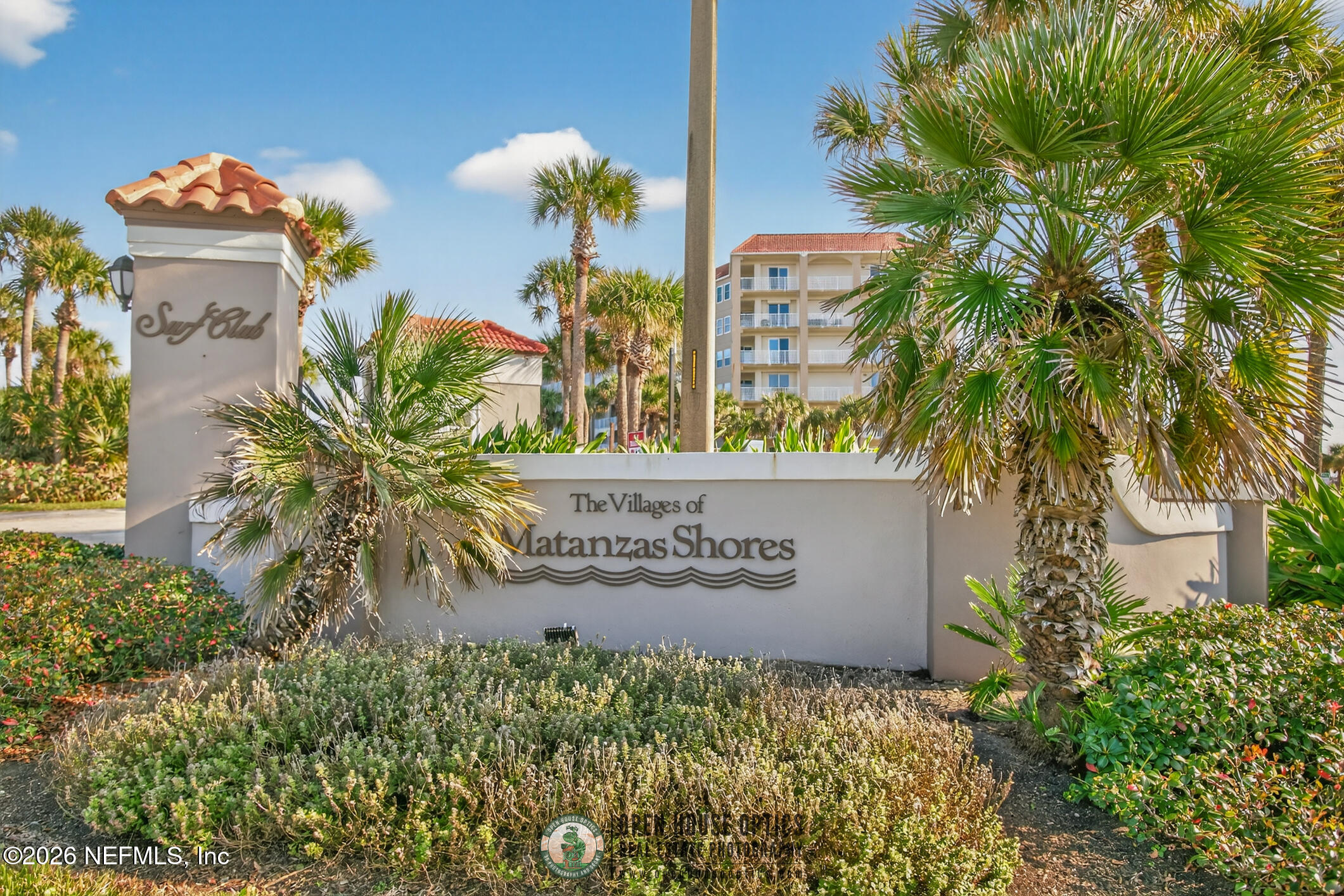 80 SURFVIEW Drive 611