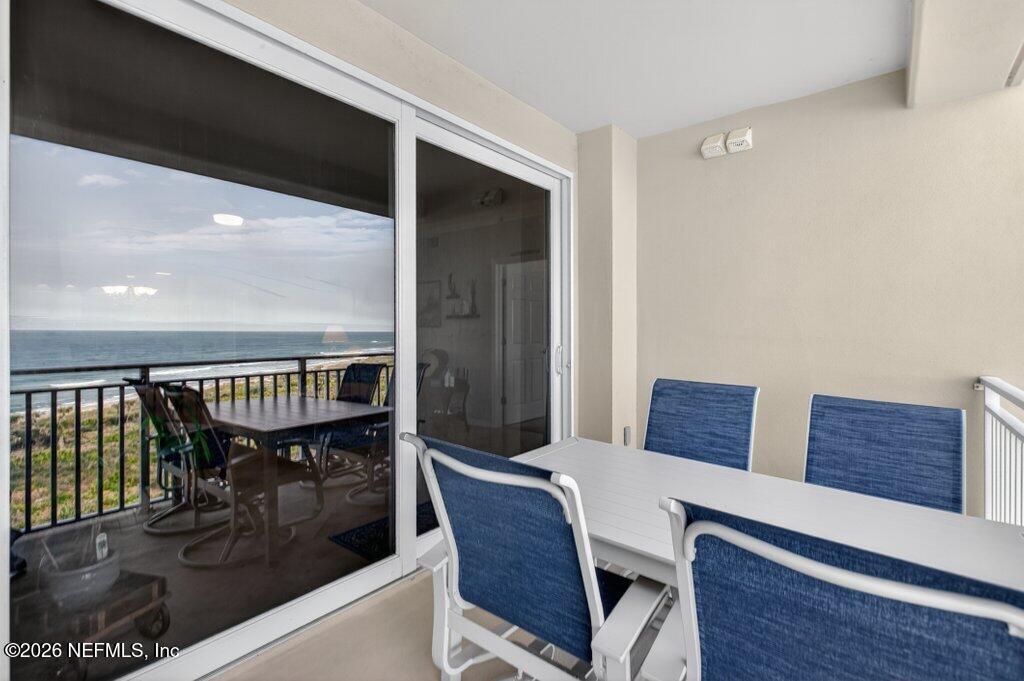 80 SURFVIEW Drive 611