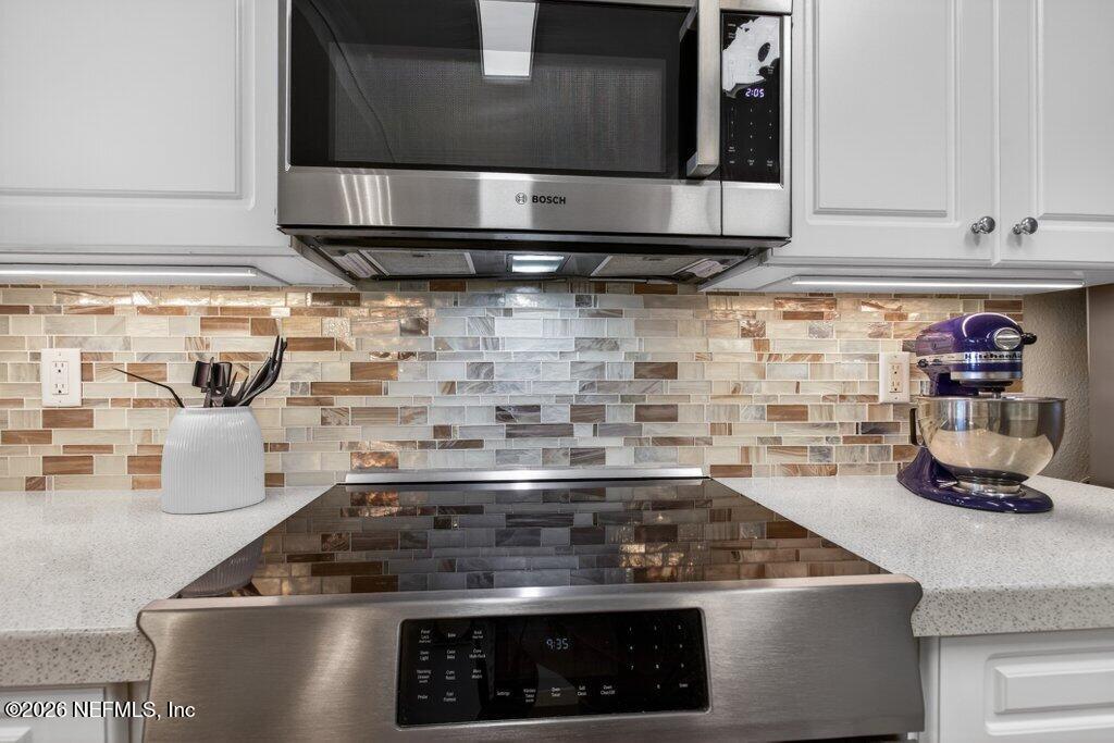 80 SURFVIEW Drive 611