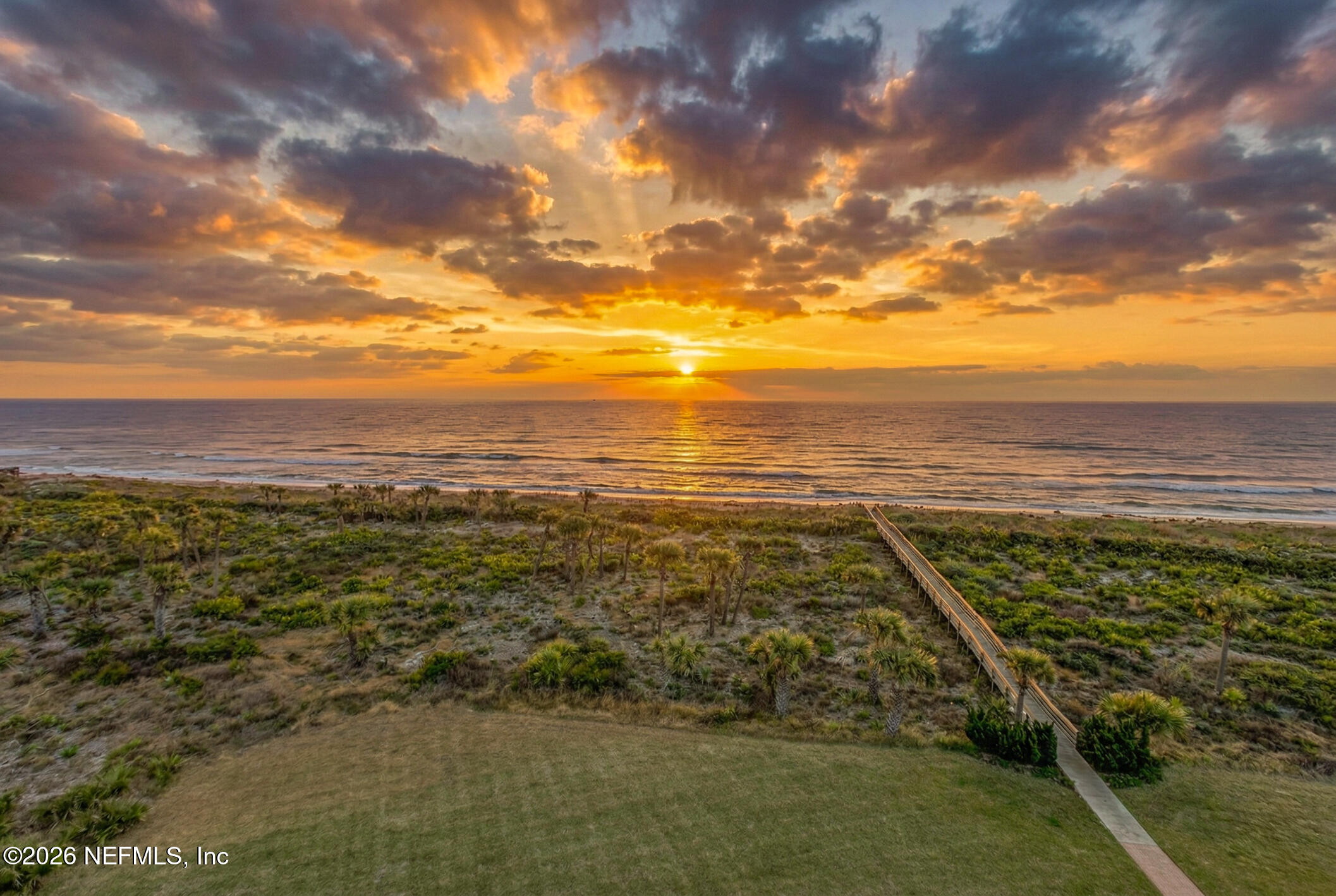 80 SURFVIEW Drive 611