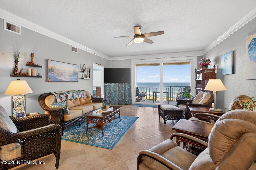 80 SURFVIEW Drive 611