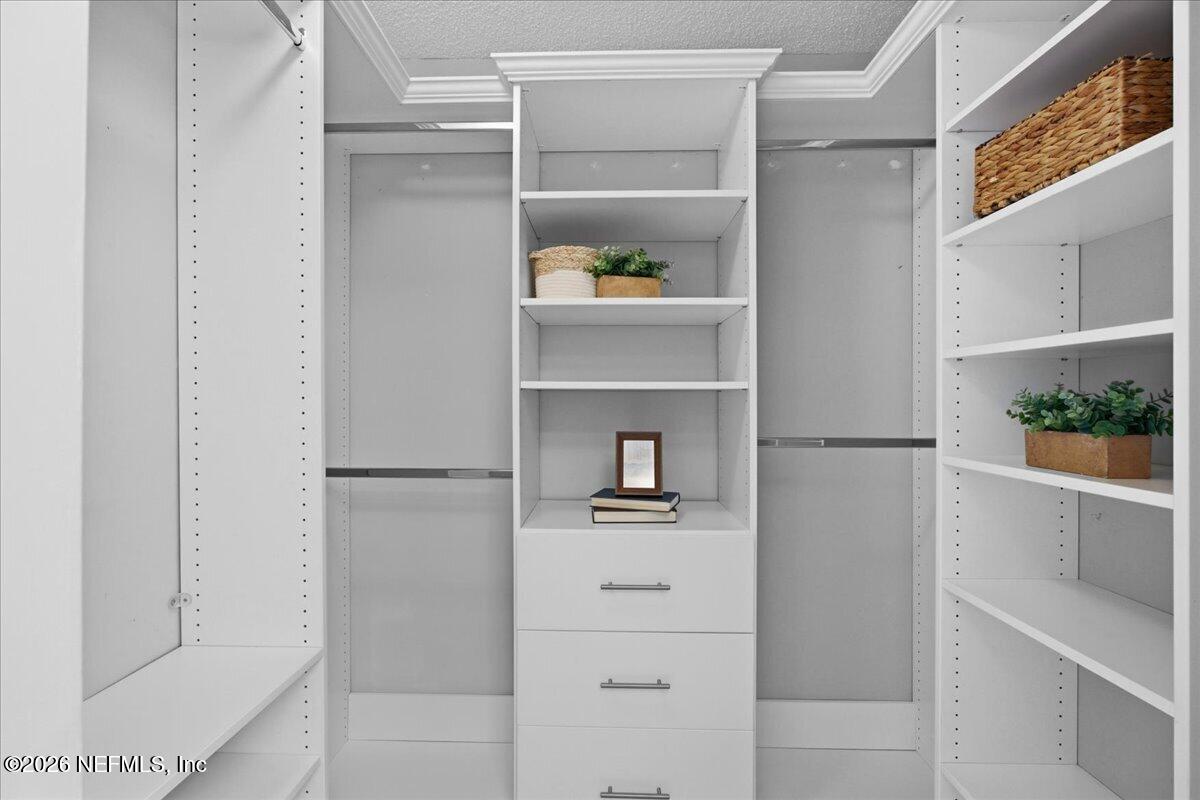 13226 MENDENHALL Place