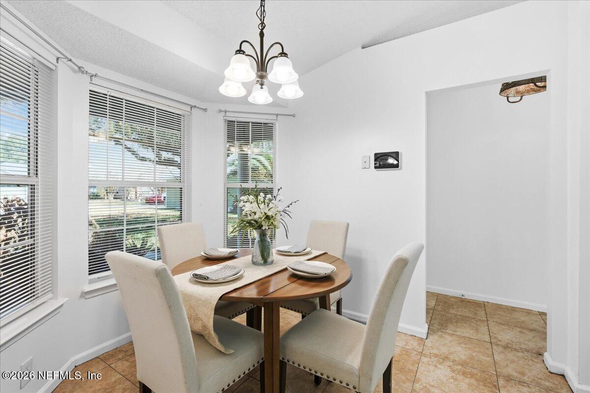 13226 MENDENHALL Place