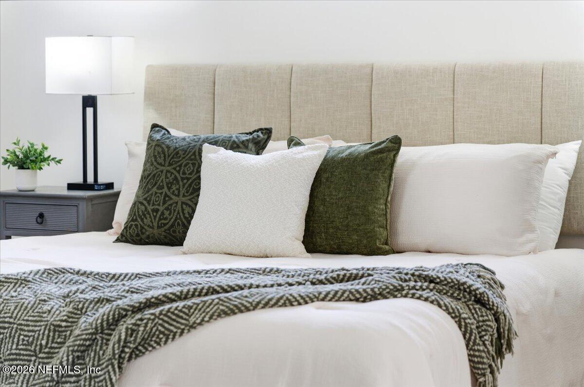 13226 MENDENHALL Place