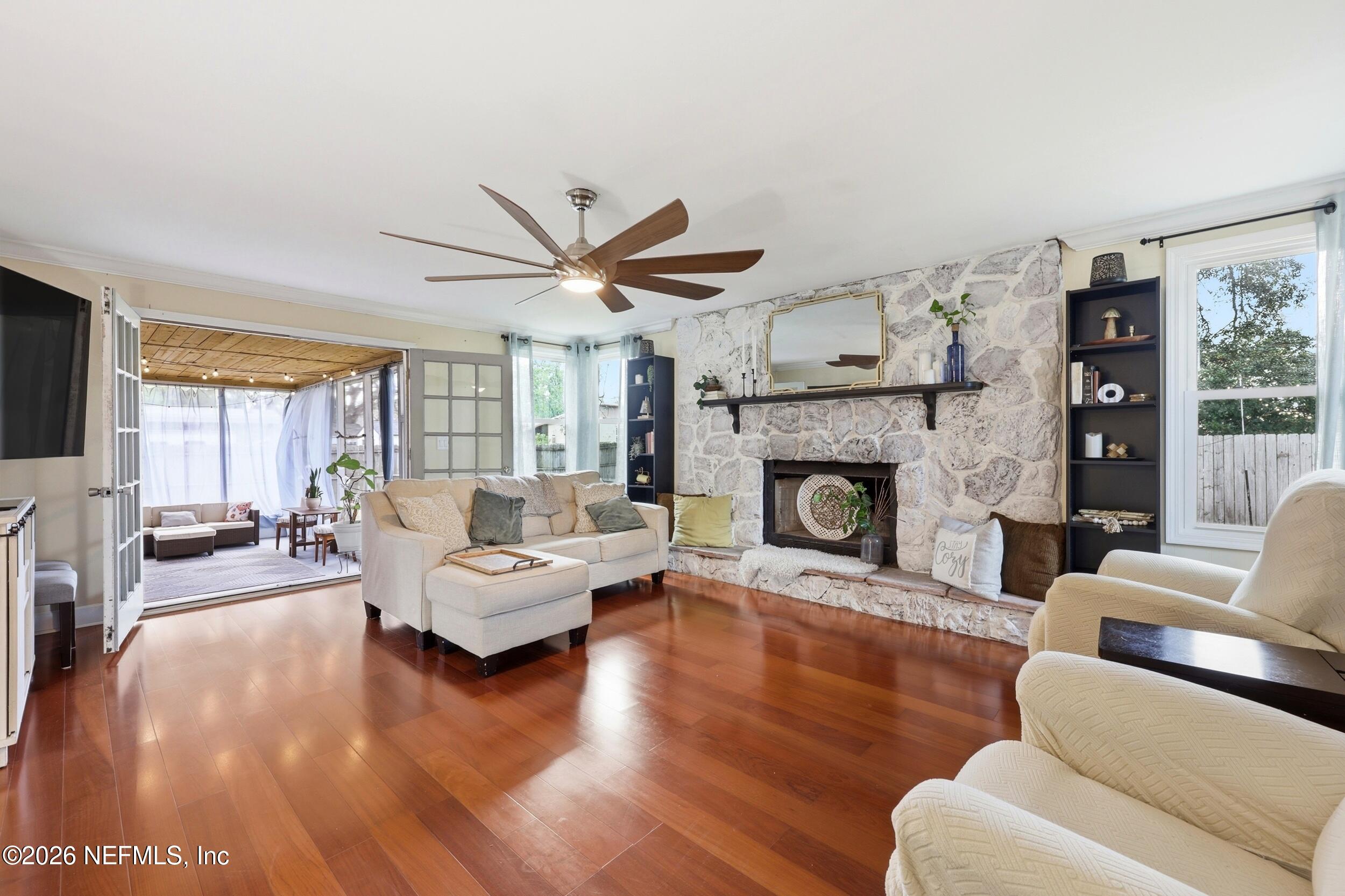 4075 FERRARRA Street