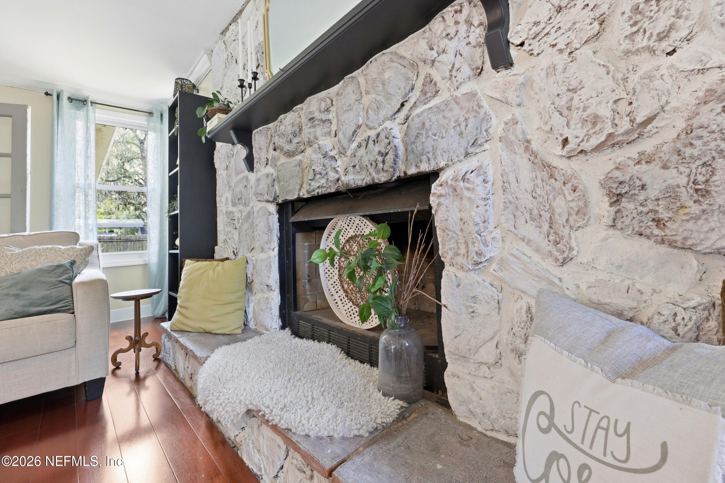 4075 FERRARRA Street