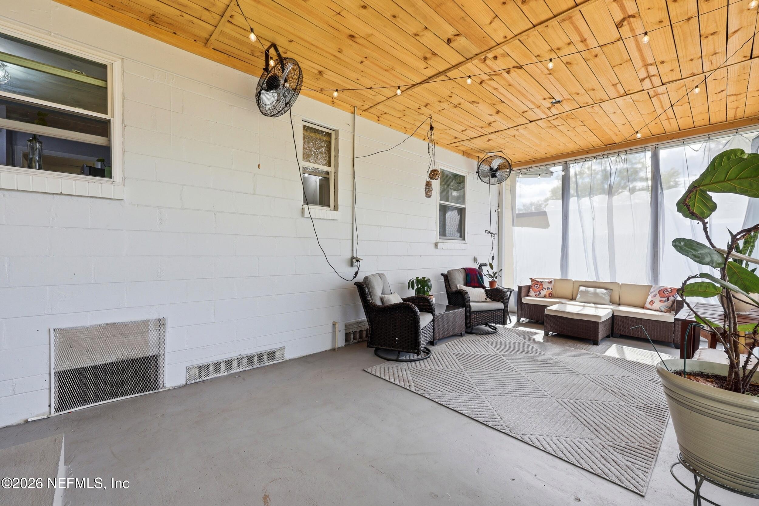 4075 FERRARRA Street