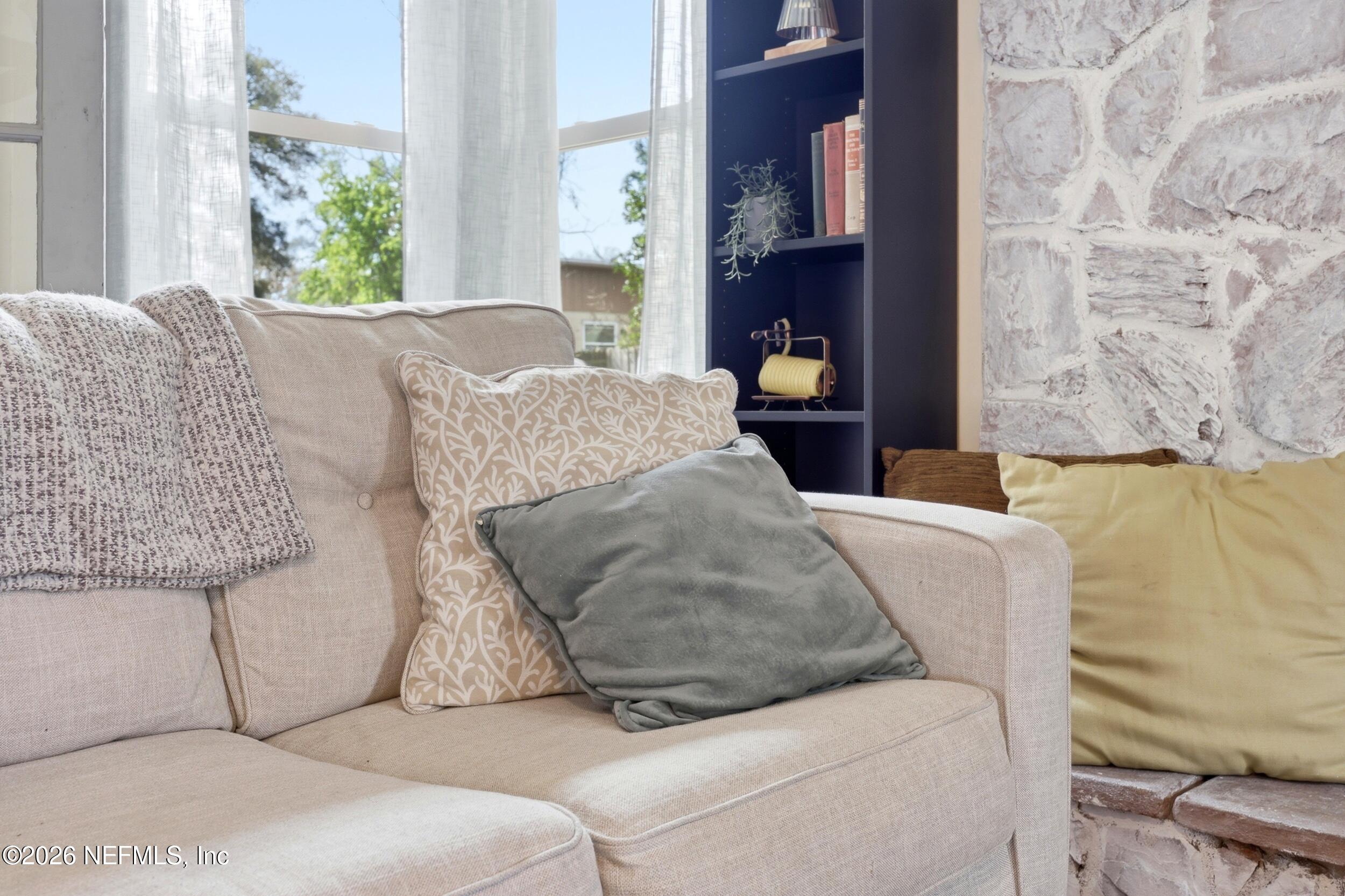 4075 FERRARRA Street