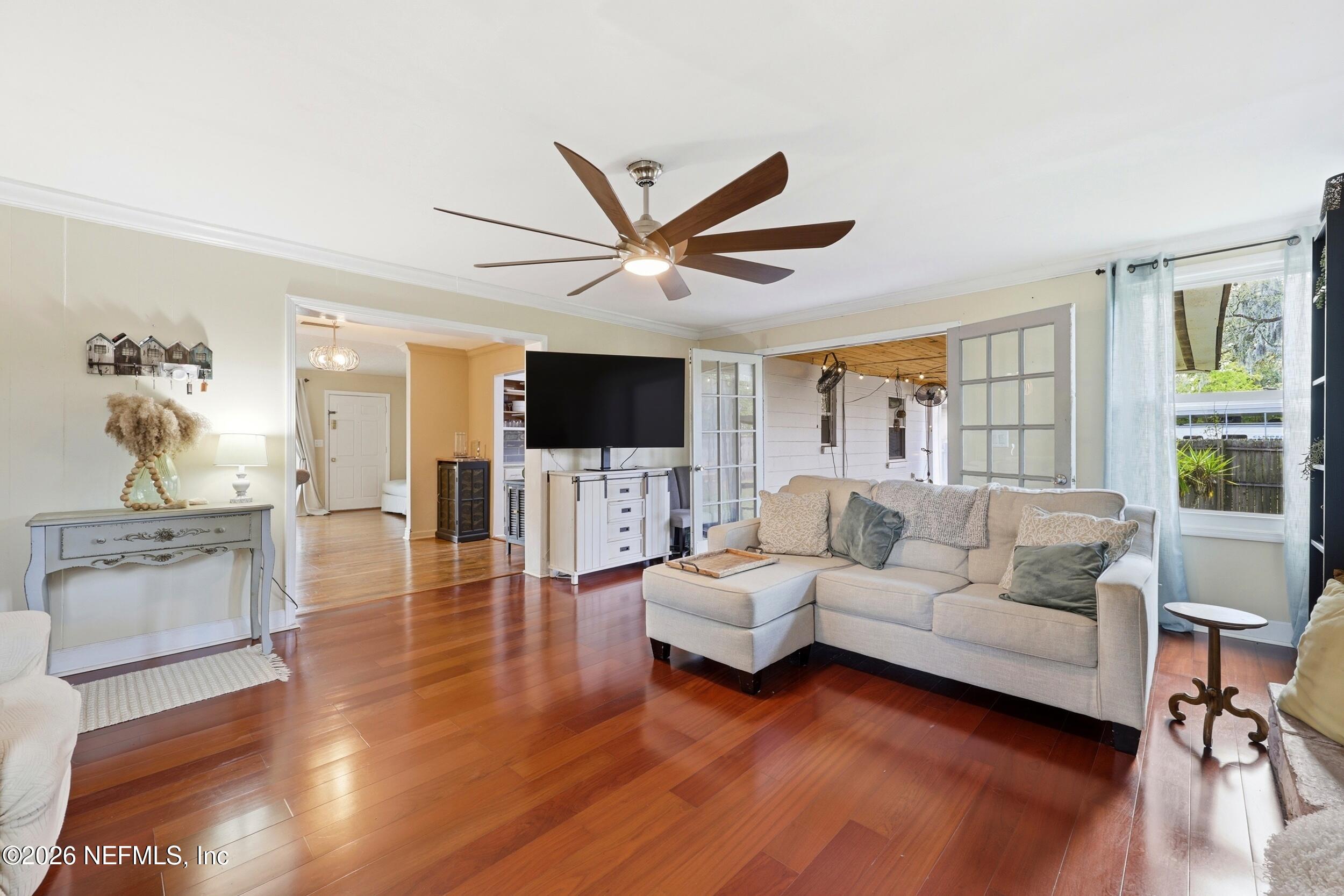 4075 FERRARRA Street