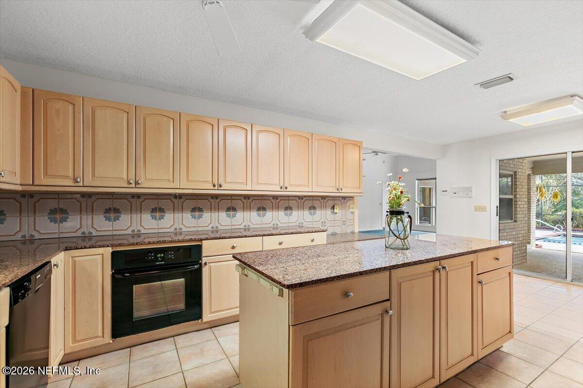 10116 DEERWOOD CLUB Road