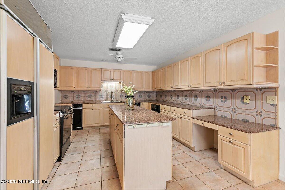 10116 DEERWOOD CLUB Road