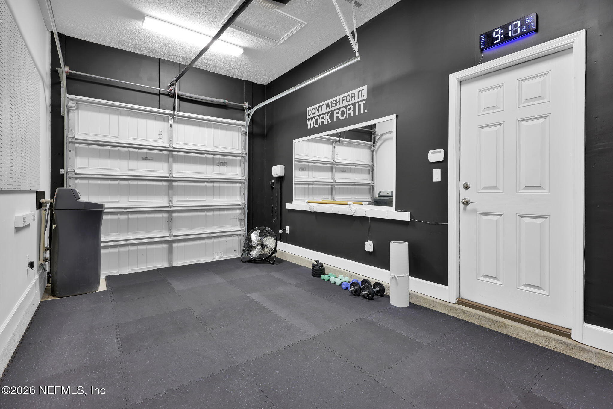 180 CROSS RIDGE Drive