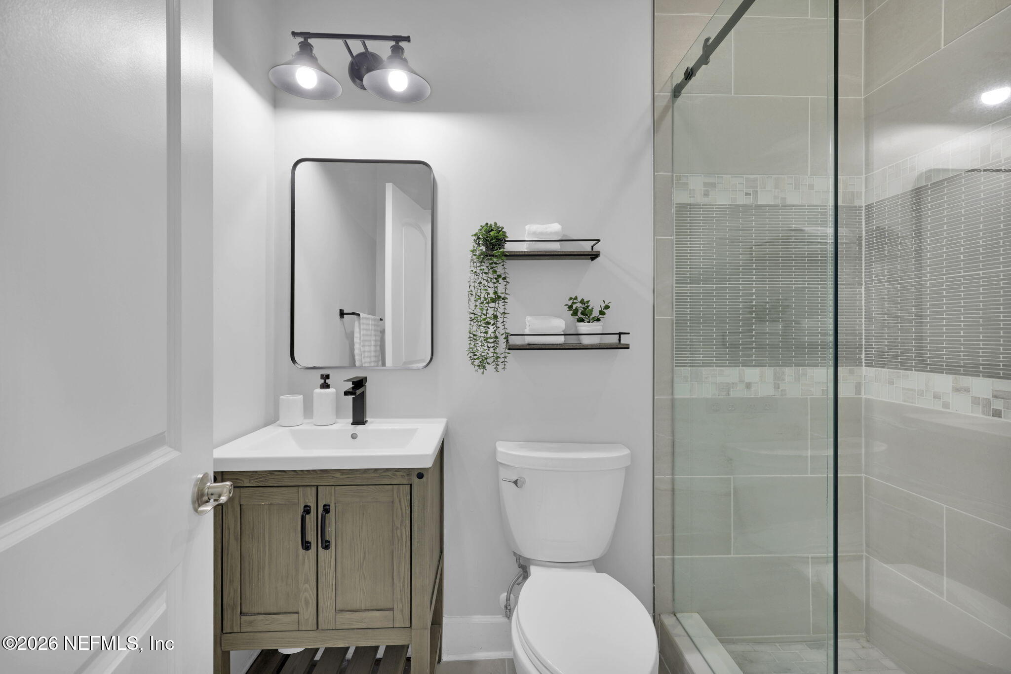 180 CROSS RIDGE Drive