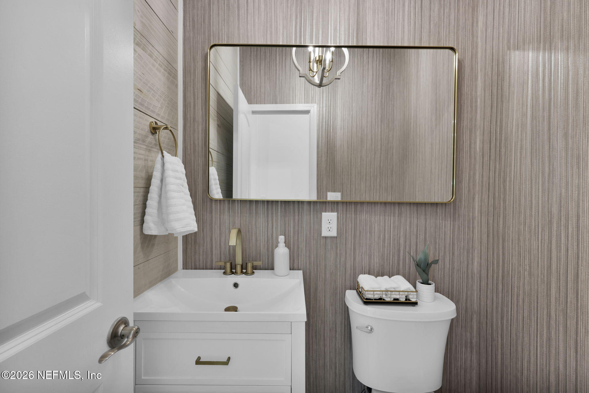 180 CROSS RIDGE Drive