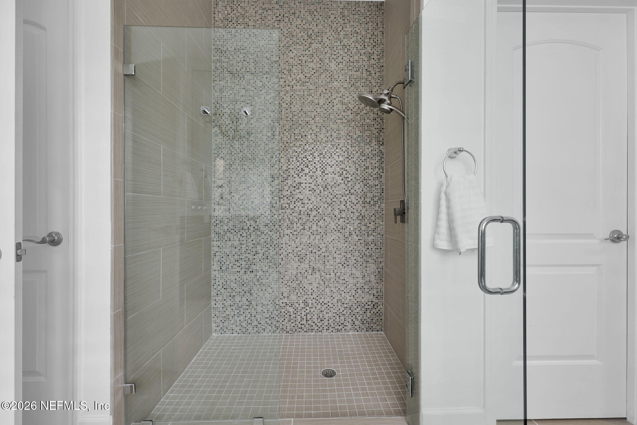 180 CROSS RIDGE Drive